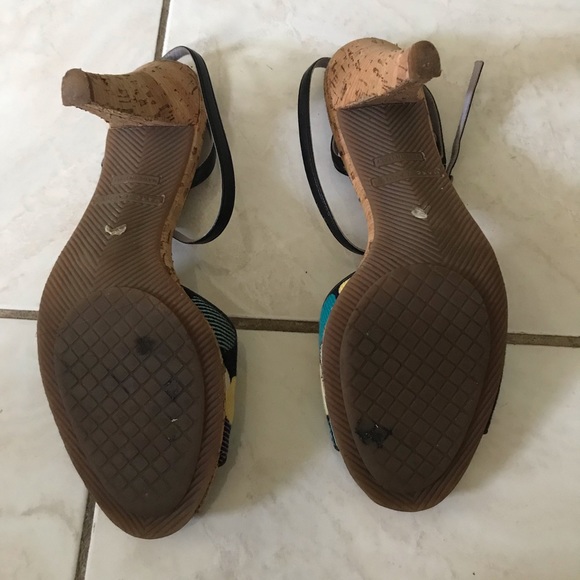 Marc by Marc Jacobs bubble dots shoes - Picture 6 of 6